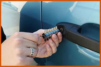 Jacksonville Expert Locksmith Jacksonville, FL 904-572-3249 - 14a-car-lock-smith